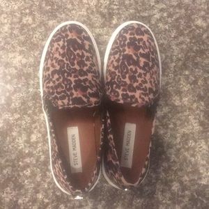 Steve Madden Leopard Slides